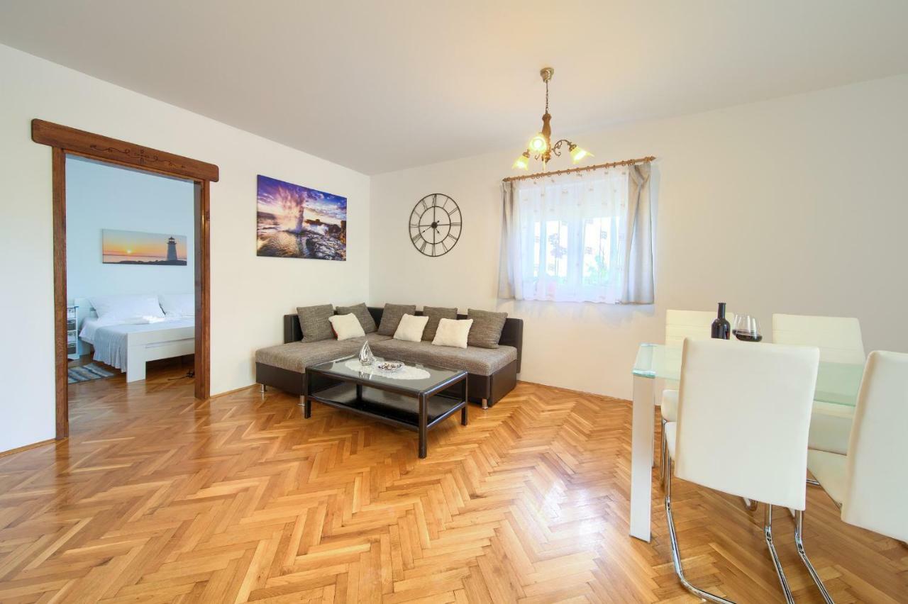 Apartmani Zeljka Salatić Dış mekan fotoğraf